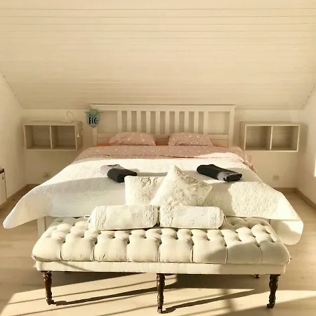 Domaine Des Chataigniers, Prive Villa Etoy